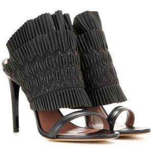 Tabitha Simmons flouncy leather sandal new 39